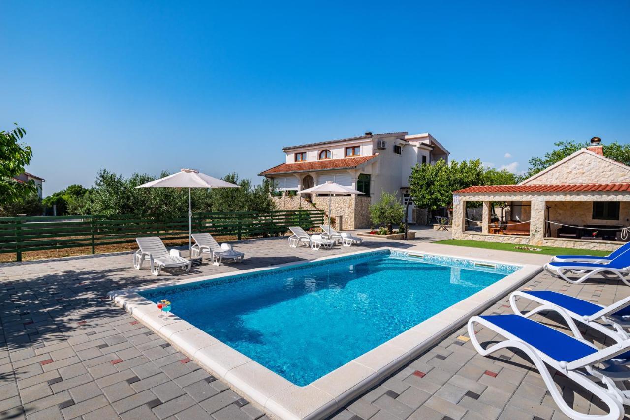 Villa Tome Donje Rastane ภายนอก รูปภาพ