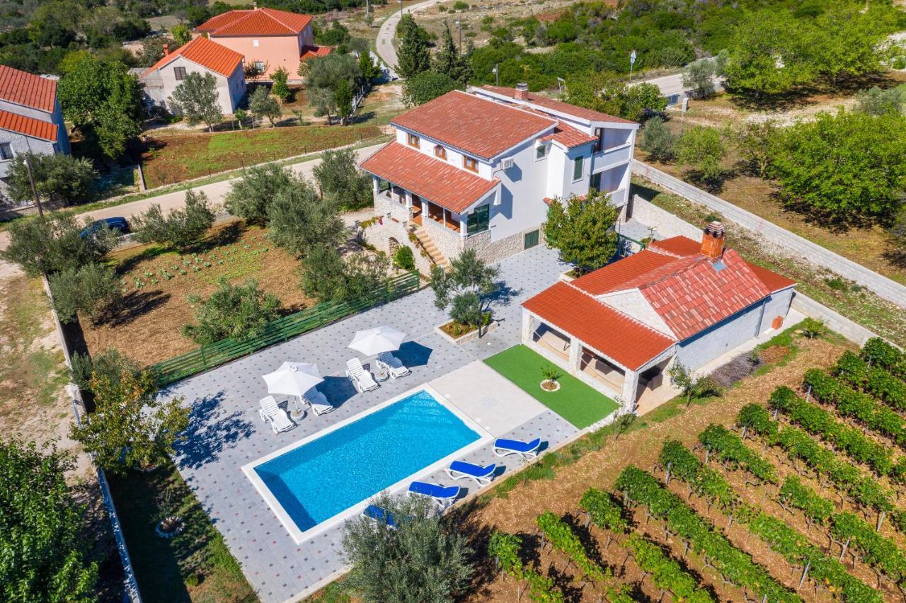 Villa Tome Donje Rastane ภายนอก รูปภาพ