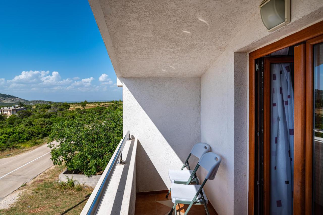 Villa Tome Donje Rastane ภายนอก รูปภาพ